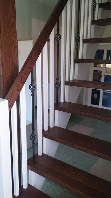 Kombinirane lesene stopnice